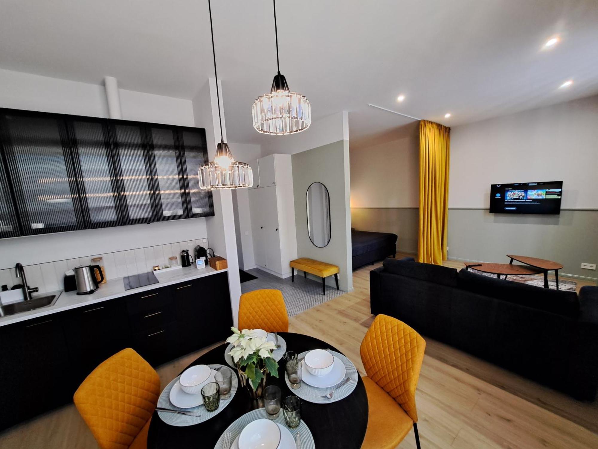 Golden Palms Apartment In The City Centre 리가 외부 사진